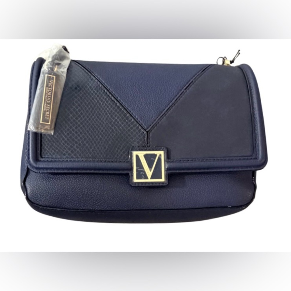 The Victoria Medium Shoulder Bag